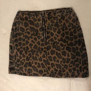 leopard skirt